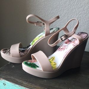 Nude Jelly Wedge sandals by Forever
